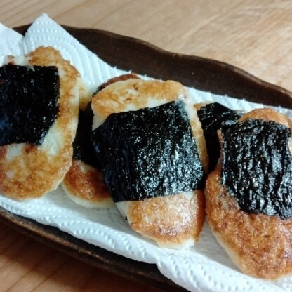 海苔で包むのが難しかったのですが、モチモチでとっても美味しかったです。
ごちそう様でした(^^)